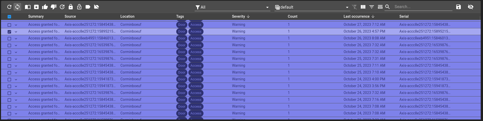 ../../../../_images/alarm-table-selection-click-after.png